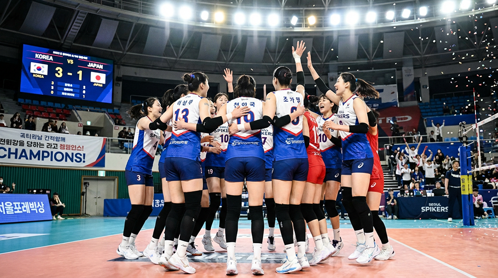 김연경 감독 배구팀 원더독스 환호 장면